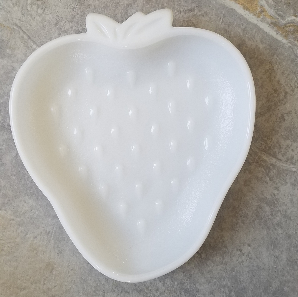 Vintage Hazel Atlas Strawberry Plate Milk Glass